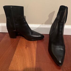 Vero Cuoio Black Leather Ankle Boots Size 9.5